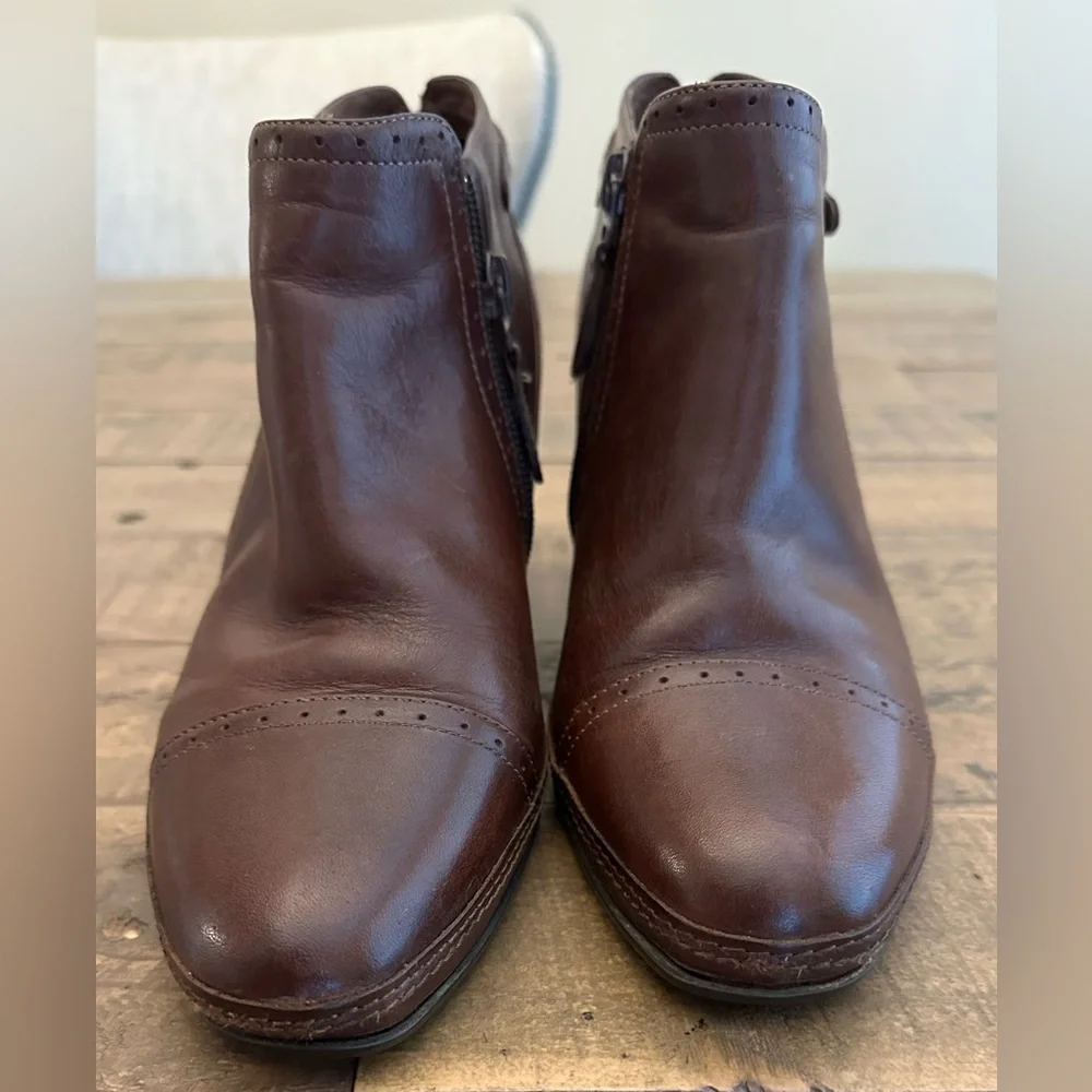 Clarks boots are